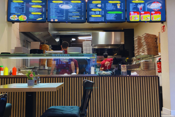 KLEIN%20ISTANBUL%20NIDDA Galerie Foto